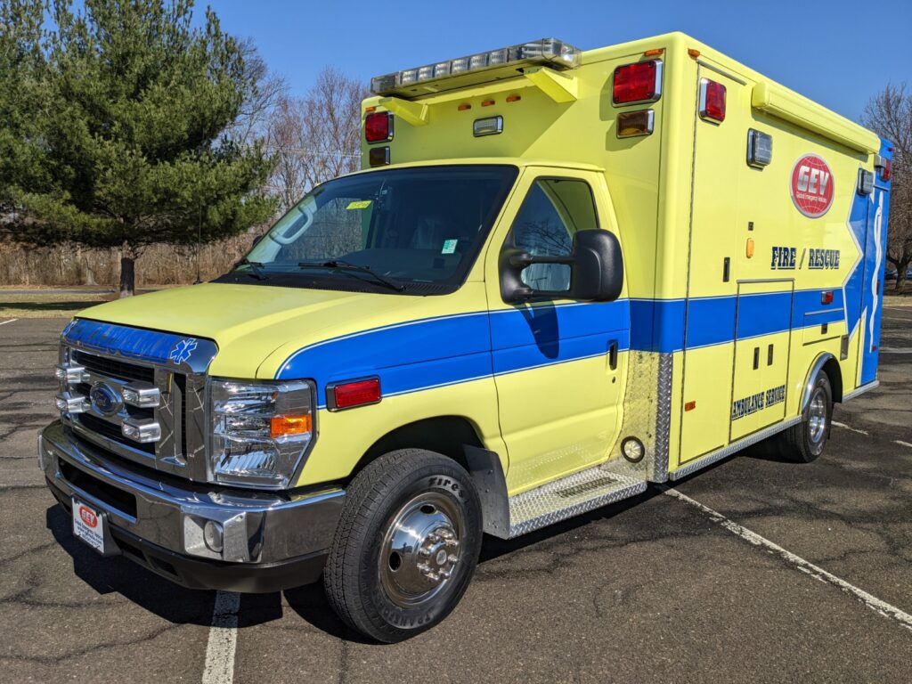 Ford E450 Type III Ambulance 2016 - PL Custom - #2548