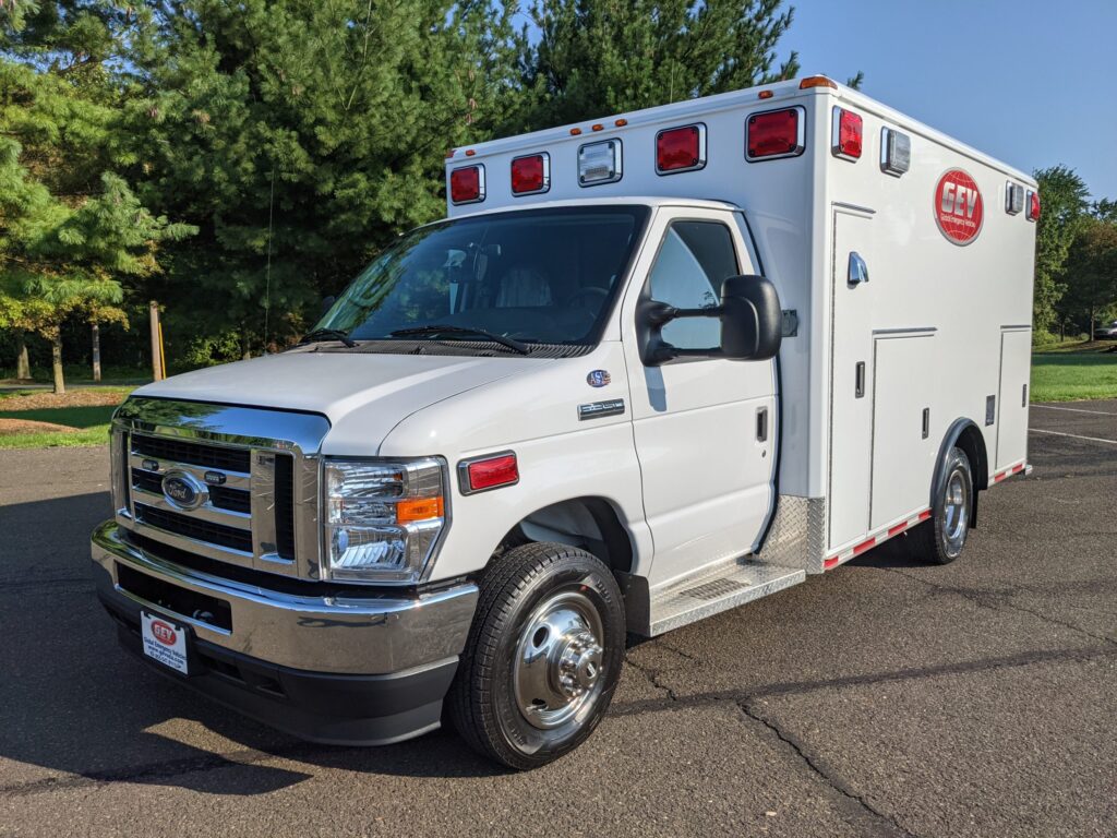 2023 Ford E-350 Type III Ambulance 2023 - #3467