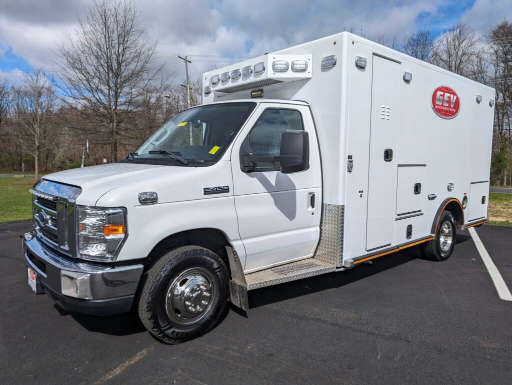 Ford E-450 Type III Ambulance 2018 - Road Rescue - #2716