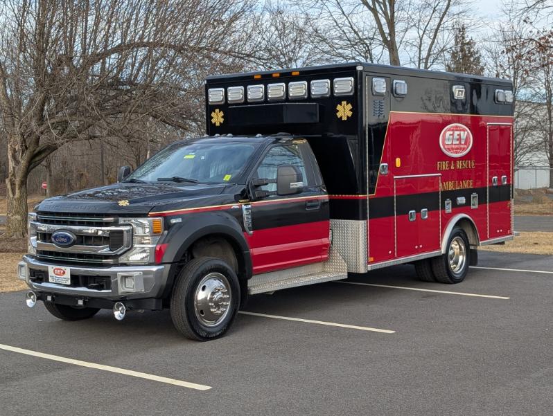 2020 Ford F-550 Type I Ambulance 4×4 - REV Group - #2929